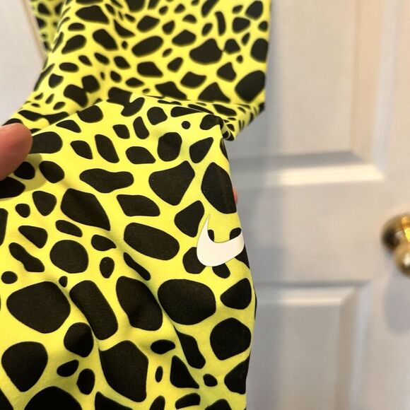 NIKE PRO Neon Green Pro Engineered Dri-Fit Giraffe Print Leggings Size Small - Picture 3 of 8